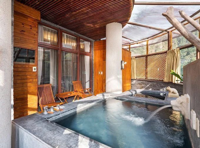 上山泡湯去！秋冬最療癒的台中谷關溫泉飯店，享受山林與熱氣的擁抱