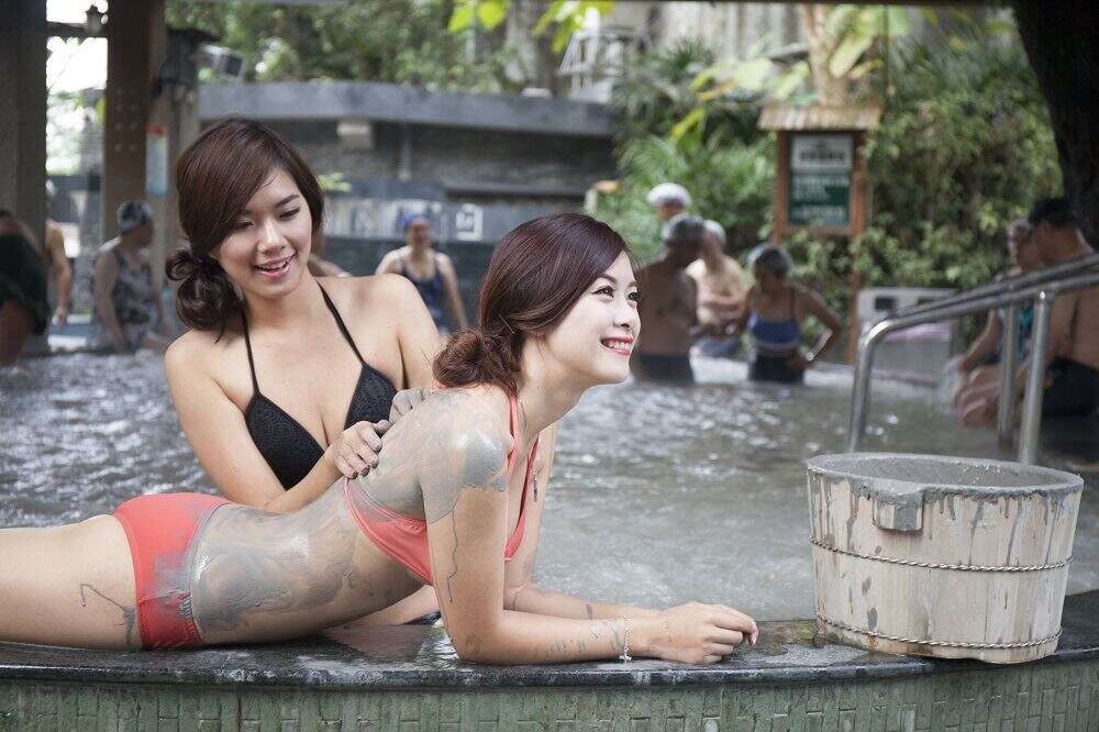 走進台南白河萬里長城｜穿上古裝登山拍照，和家人一起玩出一場穿越旅程