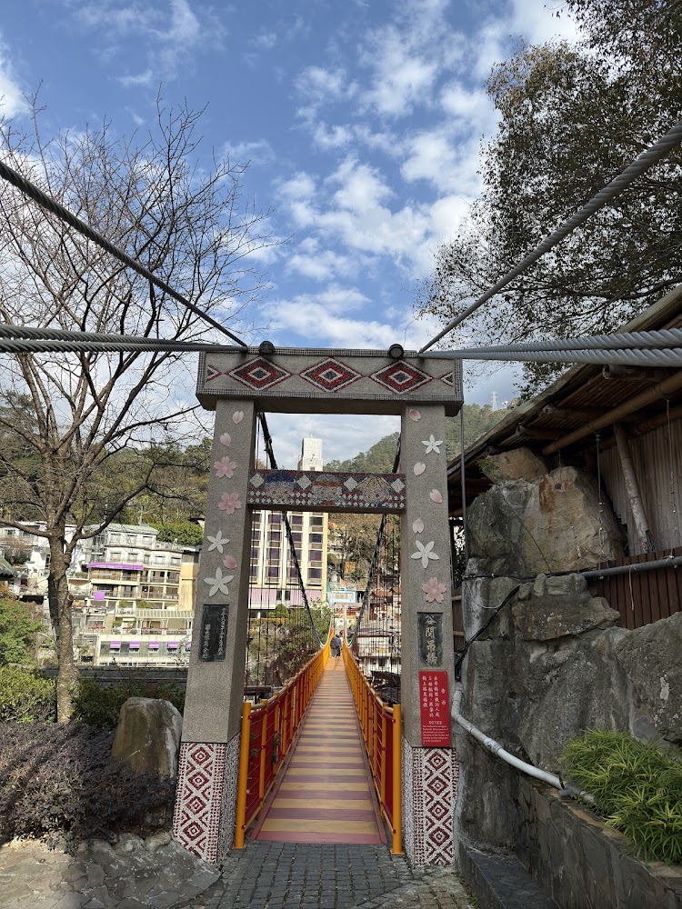 淡水夕照與旅店外觀