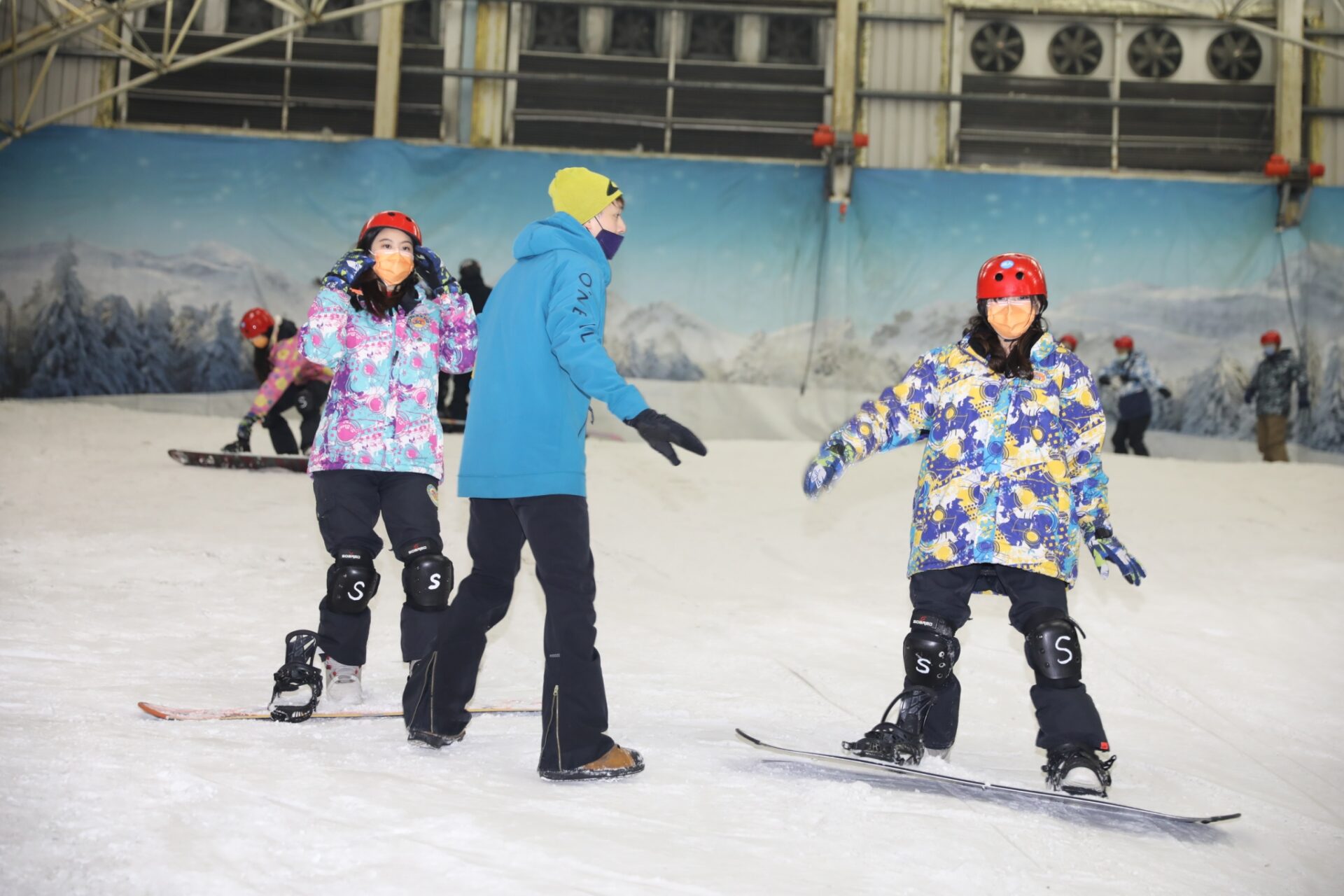 全年都能滑雪！新竹小叮噹室內滑雪場課程推薦、裝備一次搞定