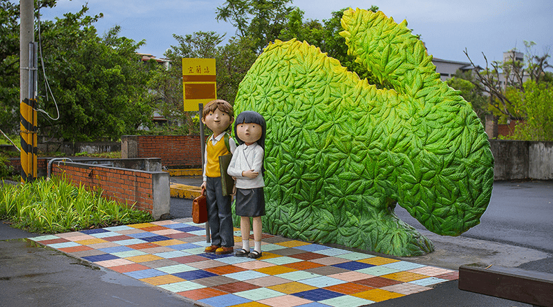 沿著冬山河散步，沿著心的方向前進，逃進宜蘭的溫柔，把日子過慢一點