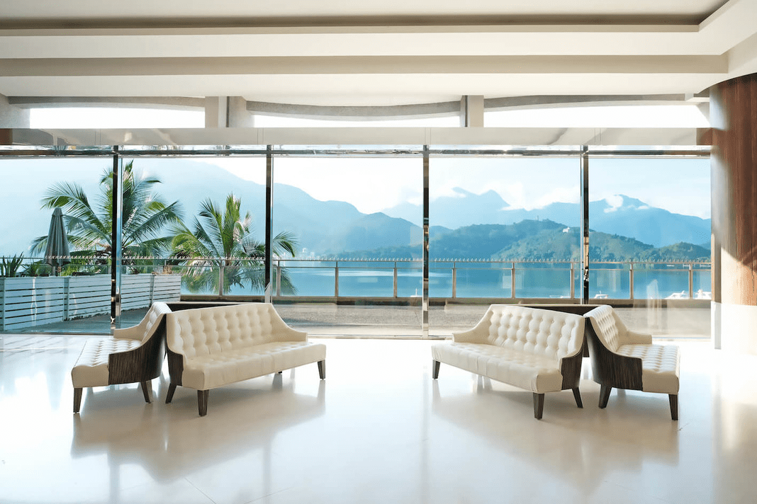 日月潭的美，窗景變成最好的風景，把自己交給湖光｜日月潭大淶閣飯店