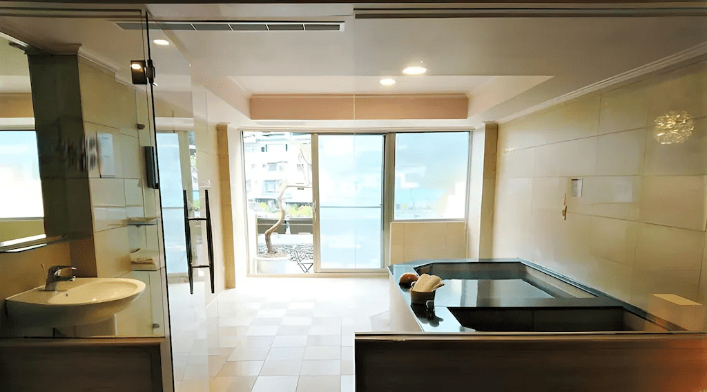 走進烏來山霧與溫泉之間，用一個週末慢慢泡掉整週疲憊