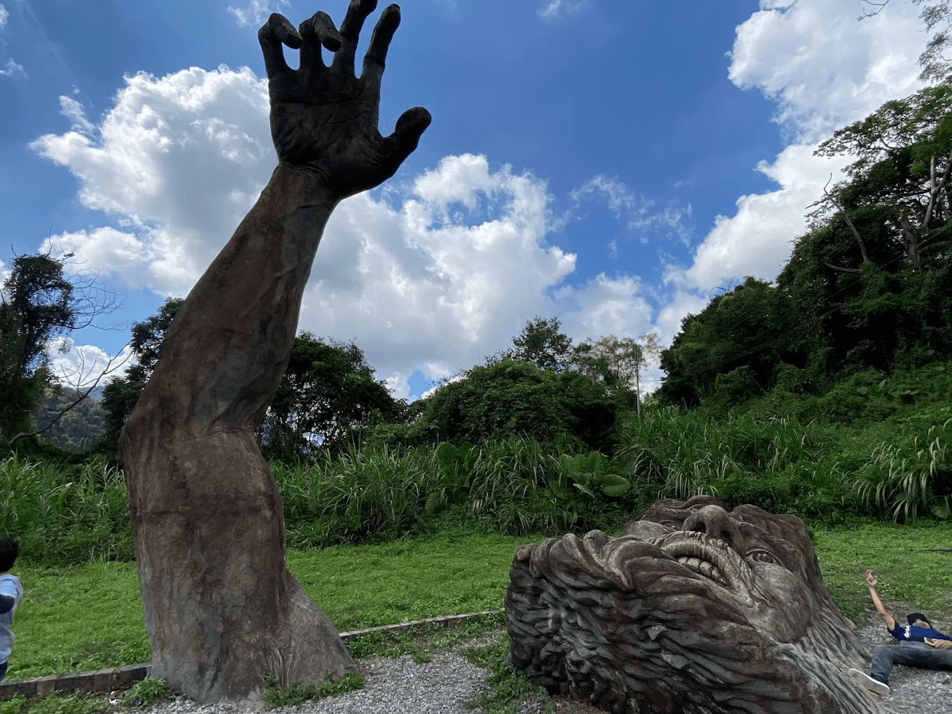 台中和平區「巨人之手」｜藏在山林裡的超人氣打卡地景