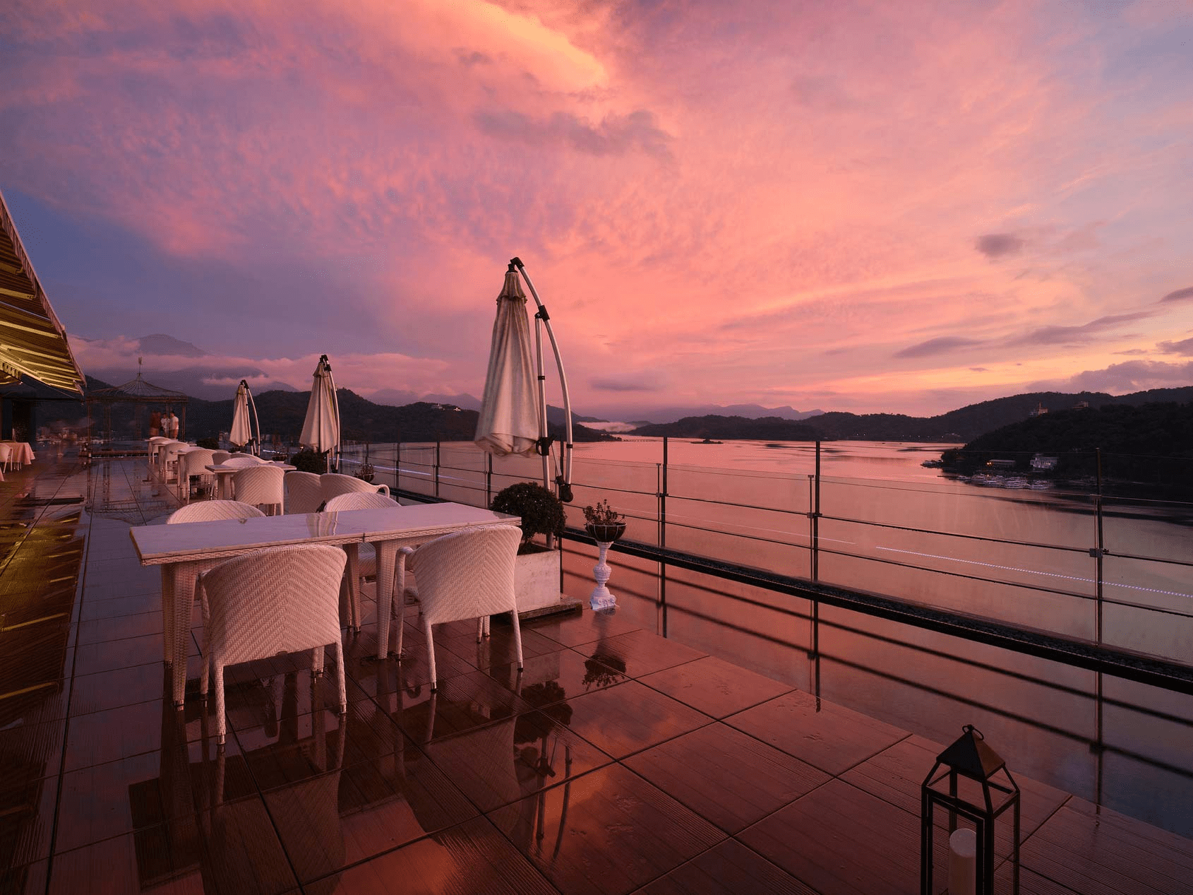 雲品溫泉酒店｜日月潭的呼吸與靜謐，湖景第一排的奢華住宿與溫泉饗宴