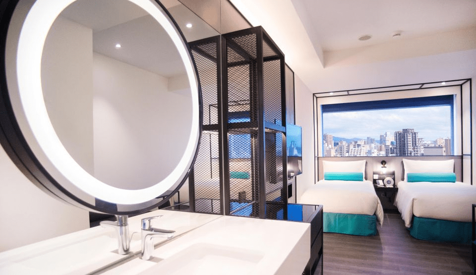 慢步萬華，看見台北，旅行中的沉靜角落，住進凱達大飯店的細緻與安穩