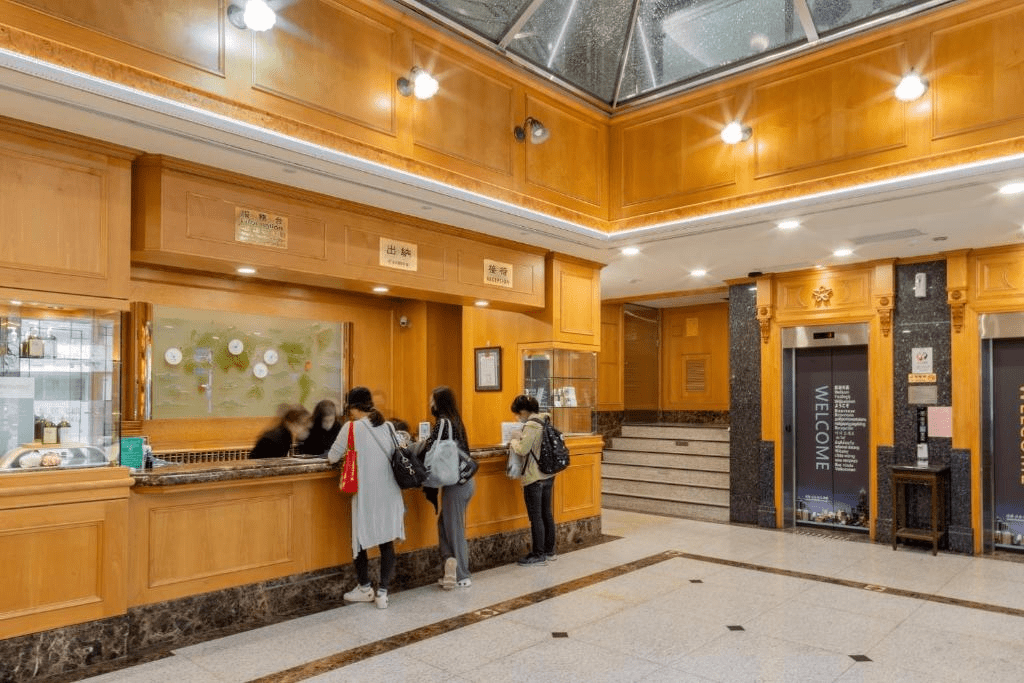 放慢腳步穿越三多商圈,高雄旅居文旅帶我感受城市裡最溫柔的光