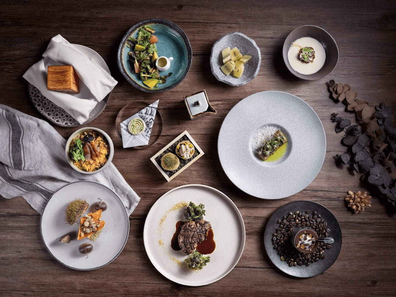 沿著溪流走向山裡的午後，把一天交給烏來的風與璞石麗緻溫泉會館，泡一場真正放鬆的旅行