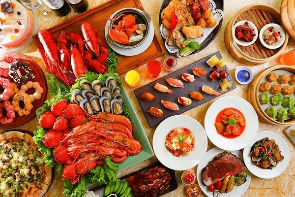 當夜色落在七期天際線,台中林酒店的燈光也點亮了旅人的心