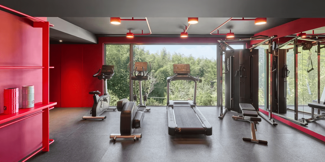 阿里山英迪格酒店｜一夜住進雲端，在山的懷抱裡，遇見山巒與溫度