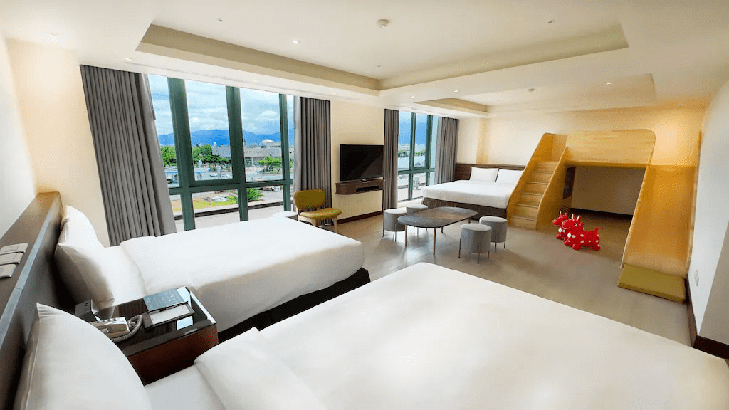 踏上台東的晴朗午後，選一間能安靜望向城市的住宿陪你調整旅行節奏