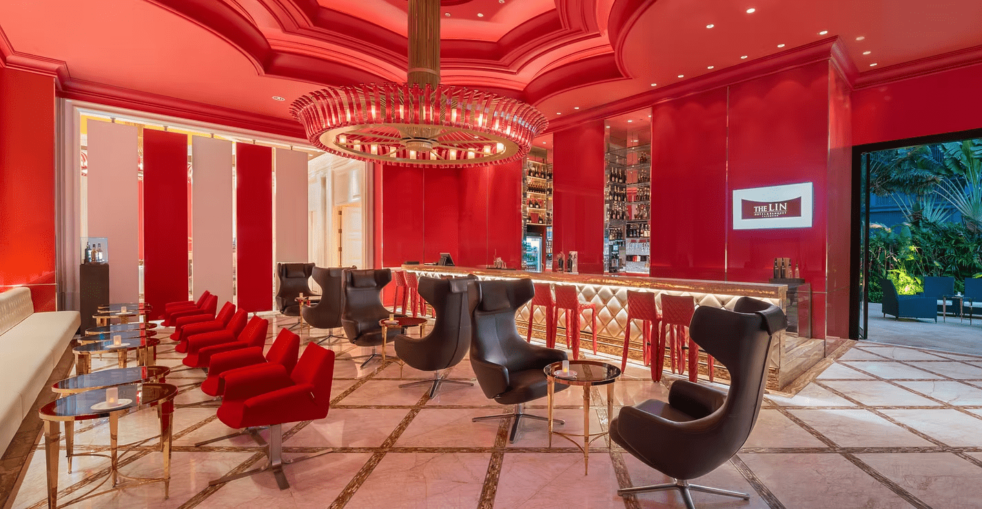 當夜色落在七期天際線,台中林酒店的燈光也點亮了旅人的心