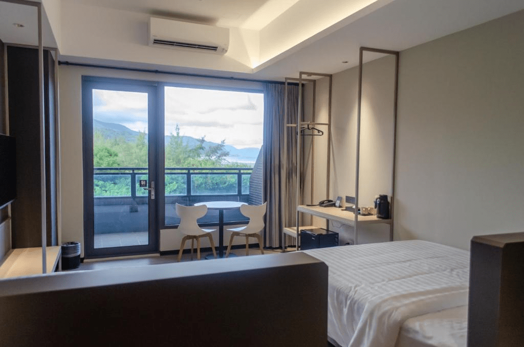 在宜蘭住進山海之間，從城市綠意到溫泉海景慢慢展開旅程