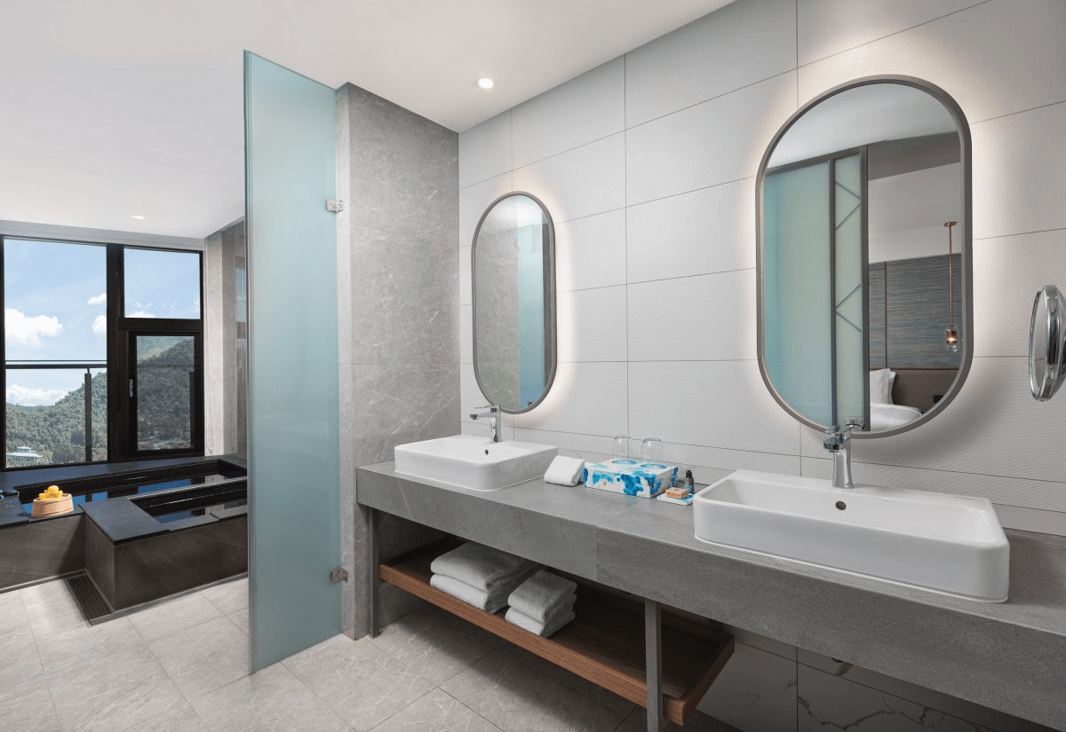 靠著日月潭選一處舒服的住宿，把腳步放慢，讓微風陪你度過柔軟的一天