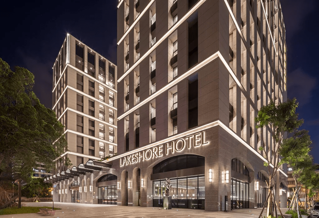 沿著台南的暖陽走進煙波大飯店台南館,把旅程調回適合自己的輕慢速度