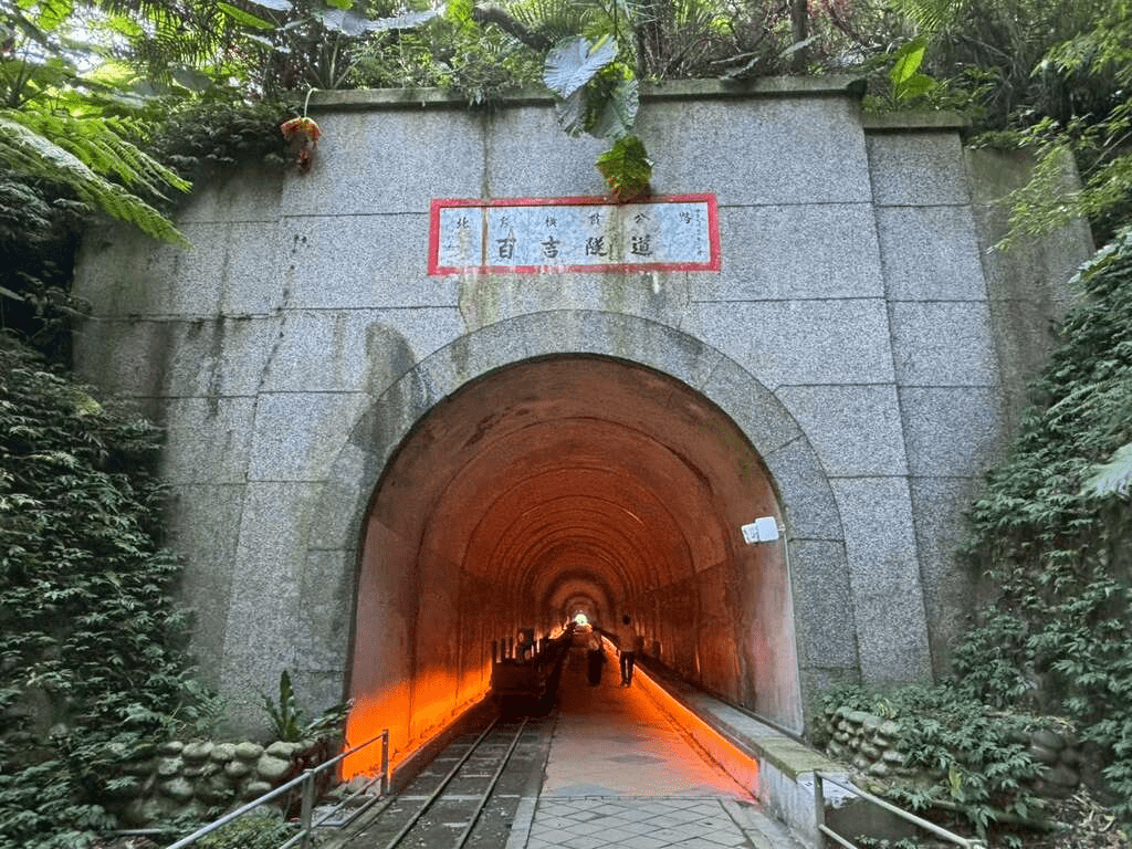 跟著秋日微風一路散步桃園大溪，在老街與河濱之間走進最輕柔的五大景點時光