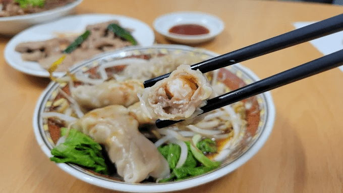 踩著林間微光往嘉義太和村前行，在觀音瀑布的水聲陪伴下走完一段清涼而輕柔的步道旅程