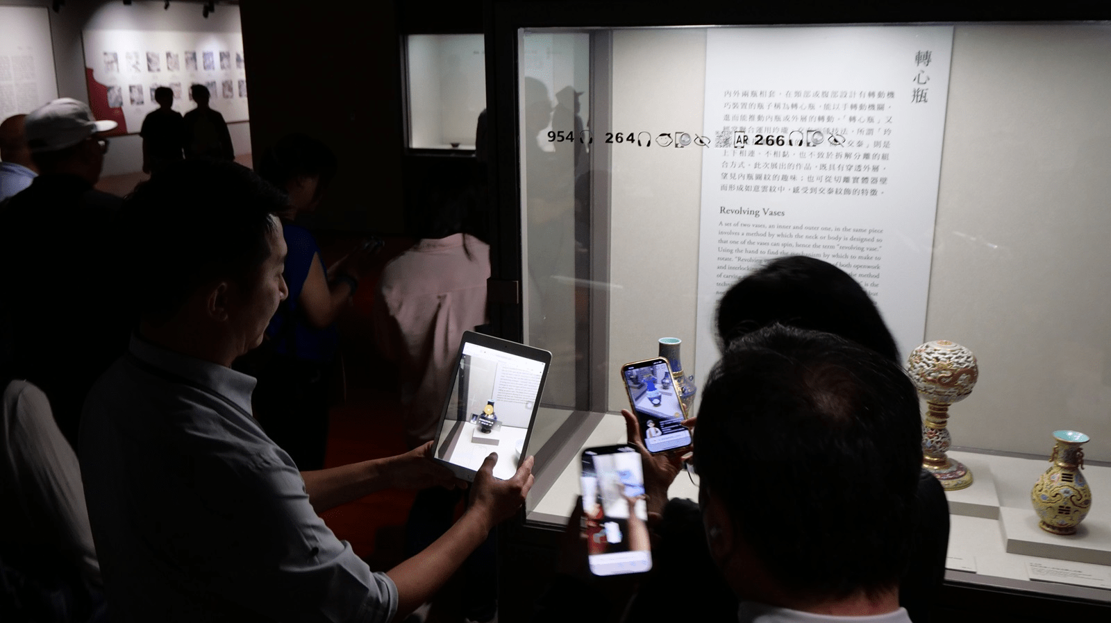 沿著外雙溪往上走向故宮博物院，在初冬空氣裡把臺北的山色與千年文明一起收進眼底