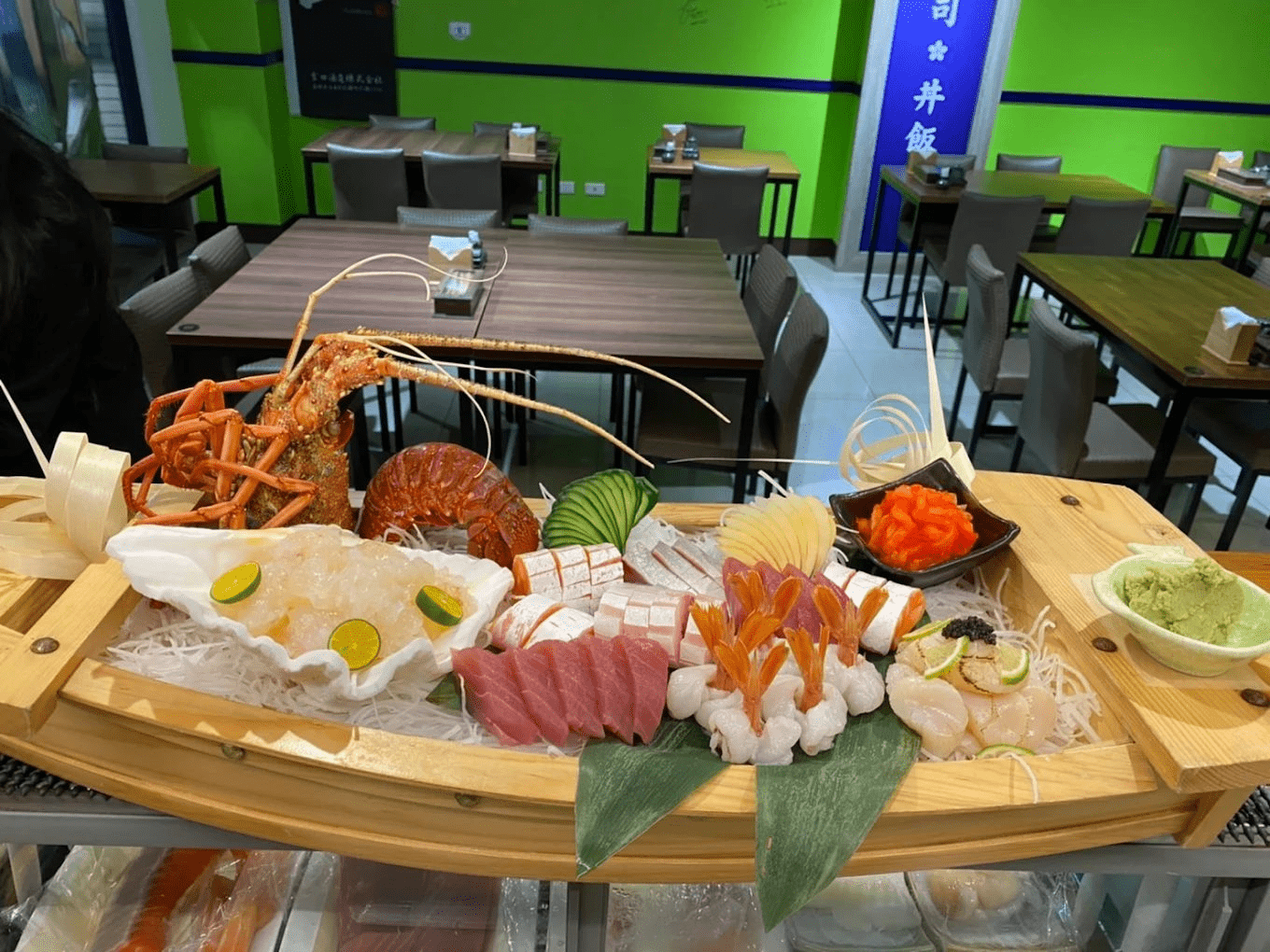 在午後的風裡騎上 17 公里海岸線，把新竹海岸風景區的光與海都收進今天的節奏