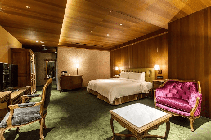 在台中的每一晚，都值得住得更舒服，在台中醒來，五種不同風景的旅宿