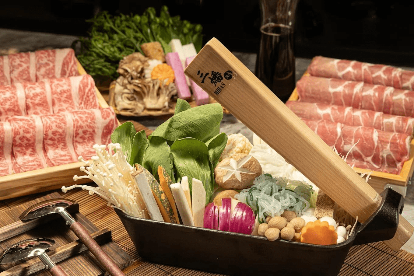 在北投晶泉丰旅迎著冬日微光泡湯放慢步伐，讓一段被山風與白磺包圍的假期悄悄展開