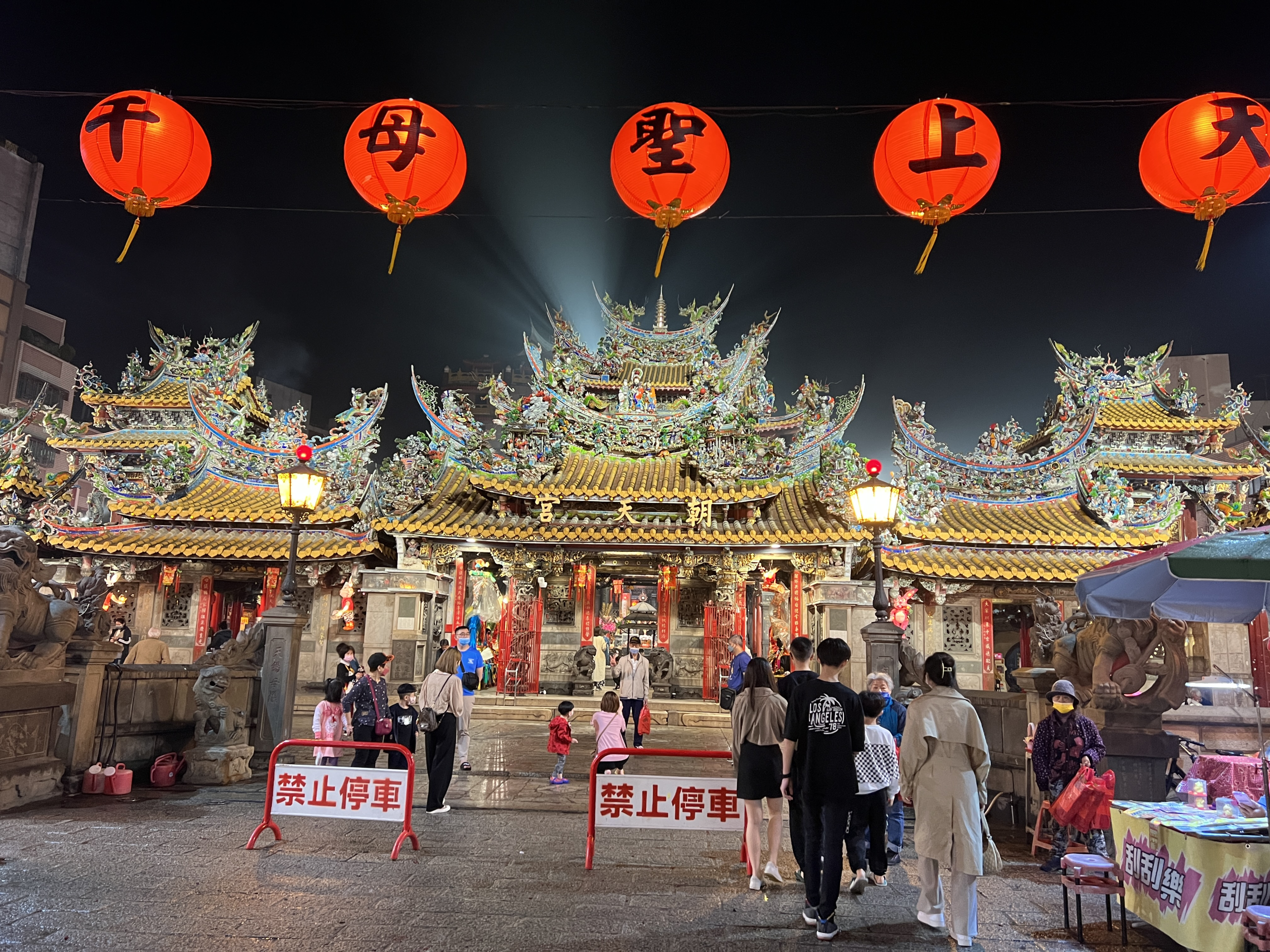 在雲林的綠隧道與小鎮巷弄間前行，用一日散步的方式感受自然與人文交織的旅行節奏