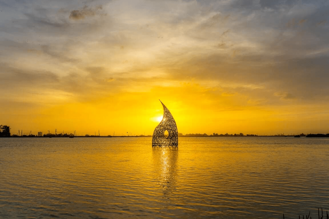 在雲林的綠隧道與小鎮巷弄間前行，用一日散步的方式感受自然與人文交織的旅行節奏