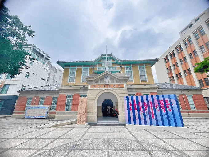 在雲林的綠隧道與小鎮巷弄間前行，用一日散步的方式感受自然與人文交織的旅行節奏