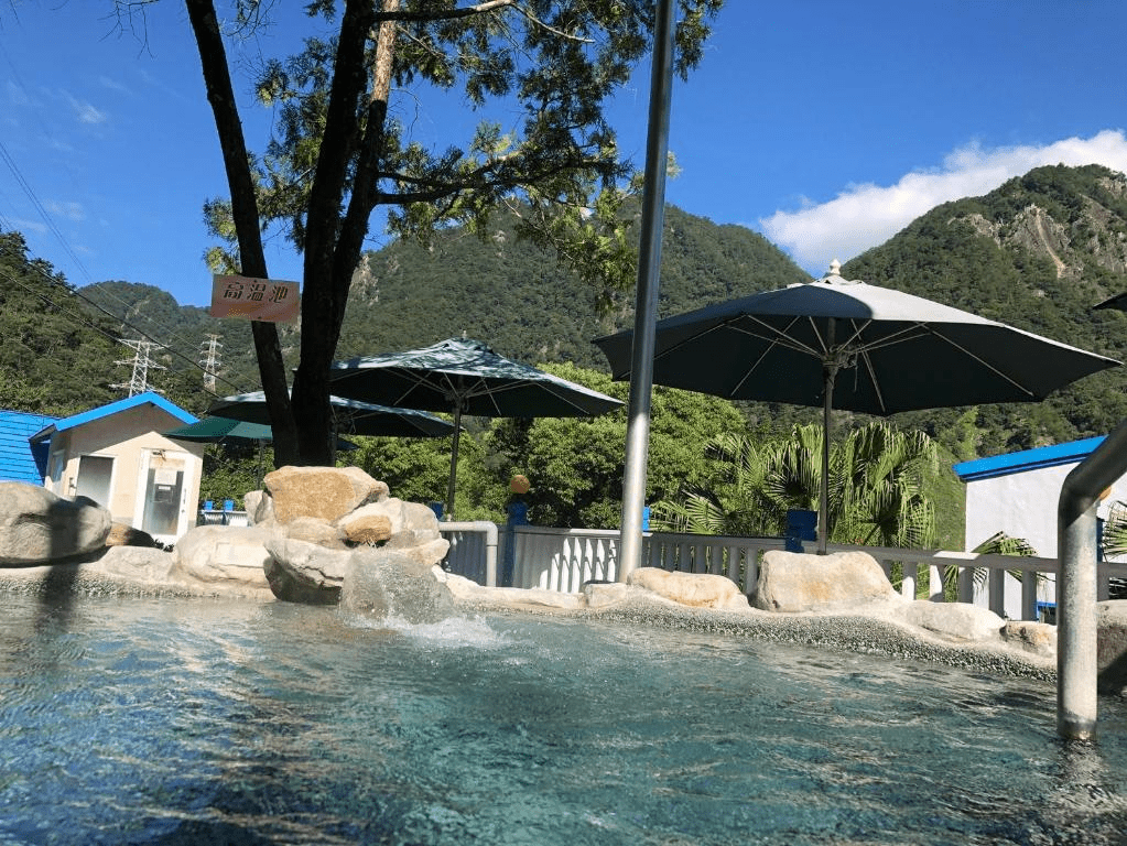 泡湯、賞山、聽風聲——在谷關住宿一夜,讓心回到最慢的節奏