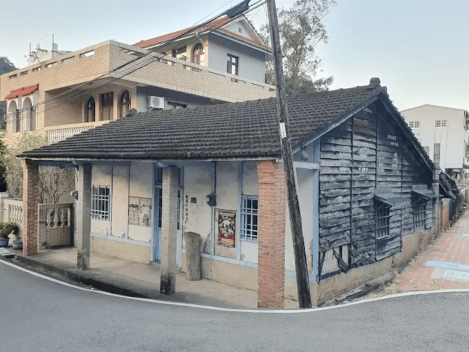 跟著山裡的光影走入南庄老街,邊喝桂花釀茶邊把旅程放慢成舒服的午後節奏