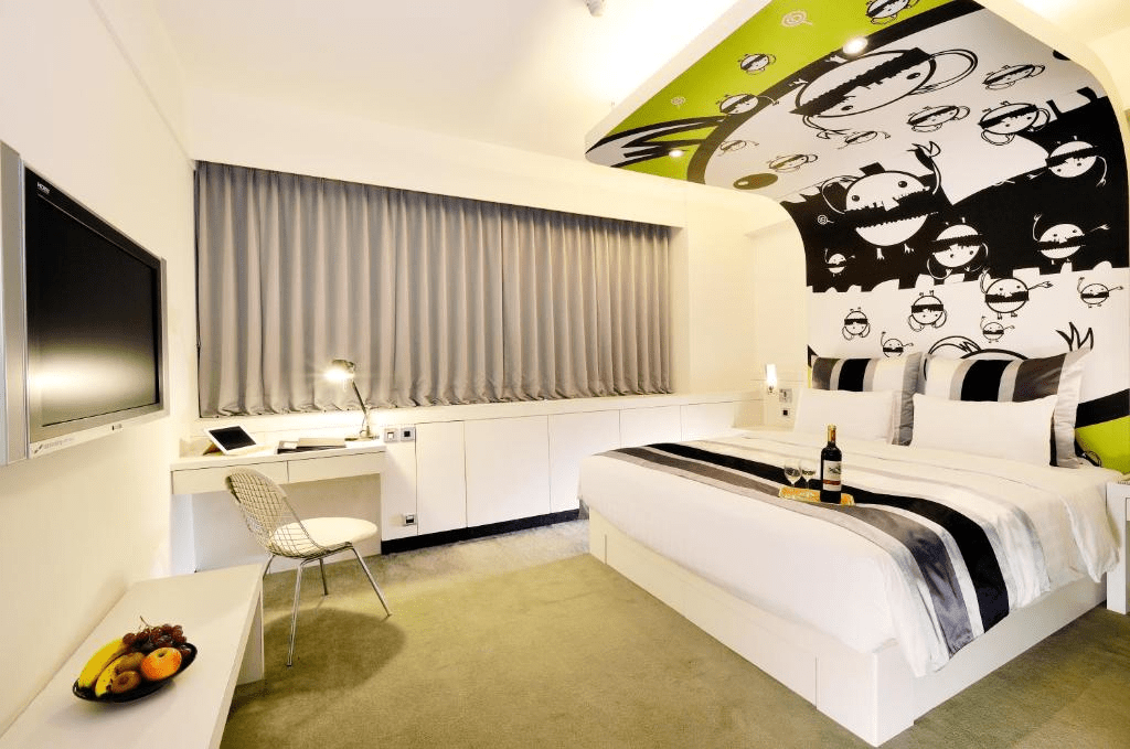 走進高雄的海灣景色時，挑一間順著行程節奏的住宿，讓散步與休息都剛剛好貼合心意