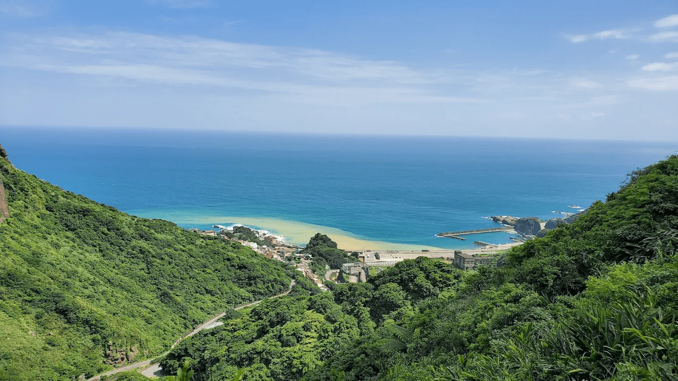 陰陽海景觀台 山海交界的奇景——自然打造的「陰陽海」