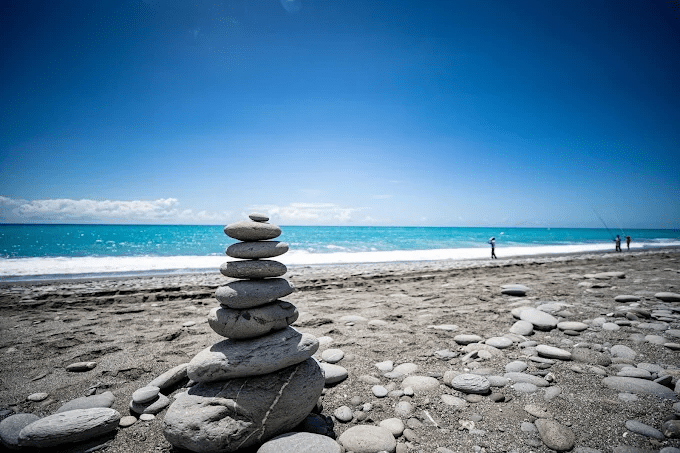 走進台東金崙的晨光裡，讓海風吹散疲憊，聽浪聲替旅程慢下節奏