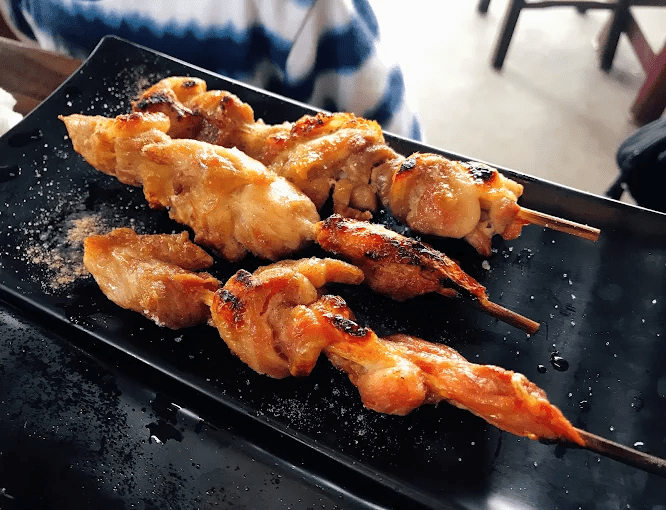 在基隆的山與湖之間散步，把情人湖公園的靜謐藏進記憶裡