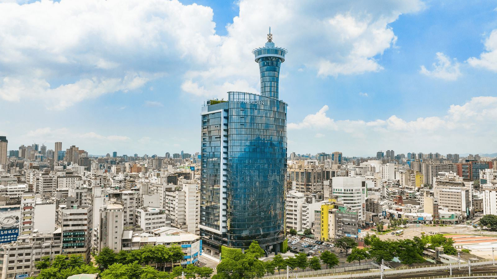 住進台中的溫度裡｜從街景到夢境，走進五家讓你愛上台中的設計旅館