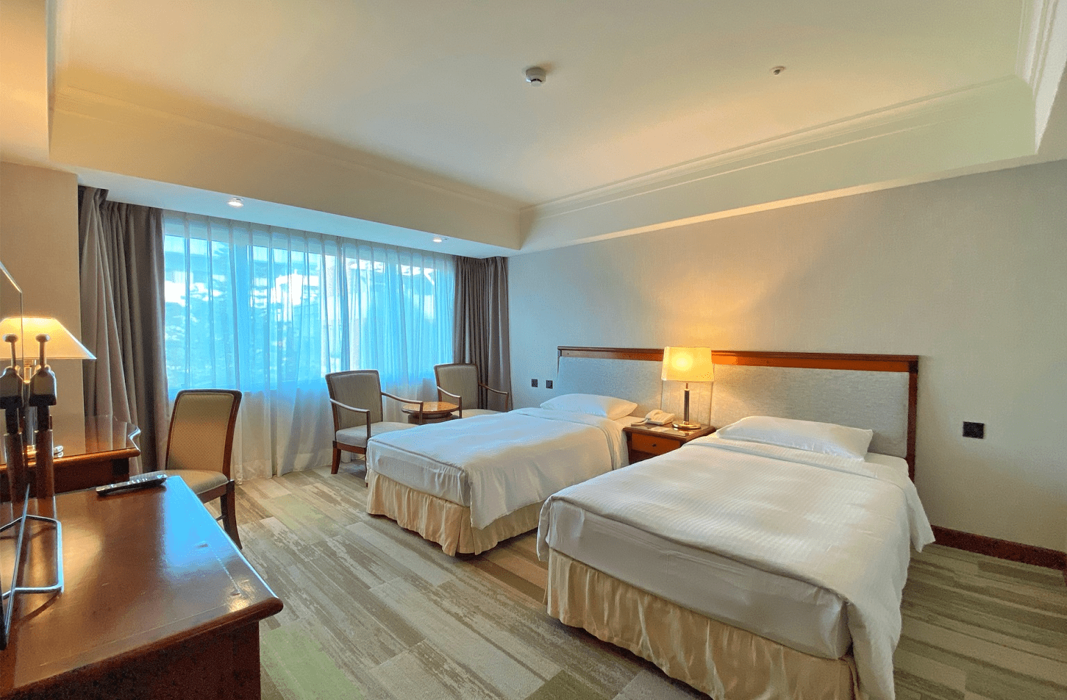 在台中過夜的五種方式｜光影、設計與城市溫度，從都會奢華到水岸靜謐