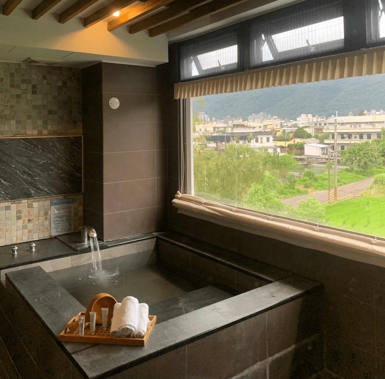 礁溪慢旅指南｜冬日最療癒的事，在溫泉的蒸氣裡，遇見宜蘭最柔軟的風