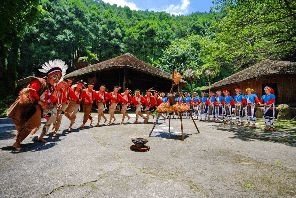 走進九族文化村|日月潭旁的文化樂園,在山與湖之間尋找部落的聲音