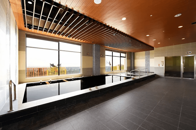 麗寶福容大飯店｜當摩天輪點亮夜空，在台中放慢腳步，與孩子的微笑同行