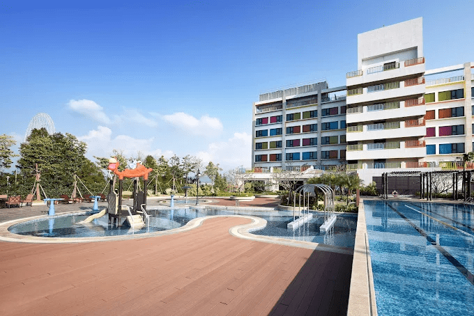 麗寶福容大飯店｜當摩天輪點亮夜空，在台中放慢腳步，與孩子的微笑同行