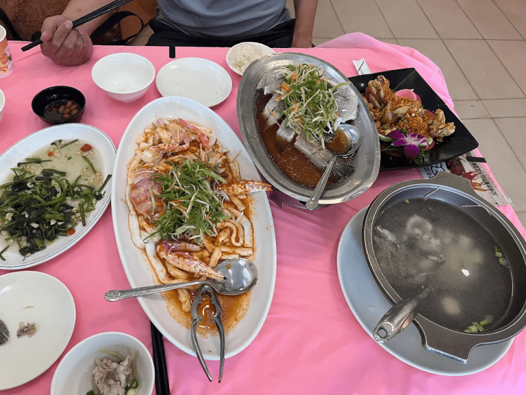 🦀 蟹老闆活海鮮｜烏石港現撈海味，宜蘭頭城最熱門的海鮮餐廳！