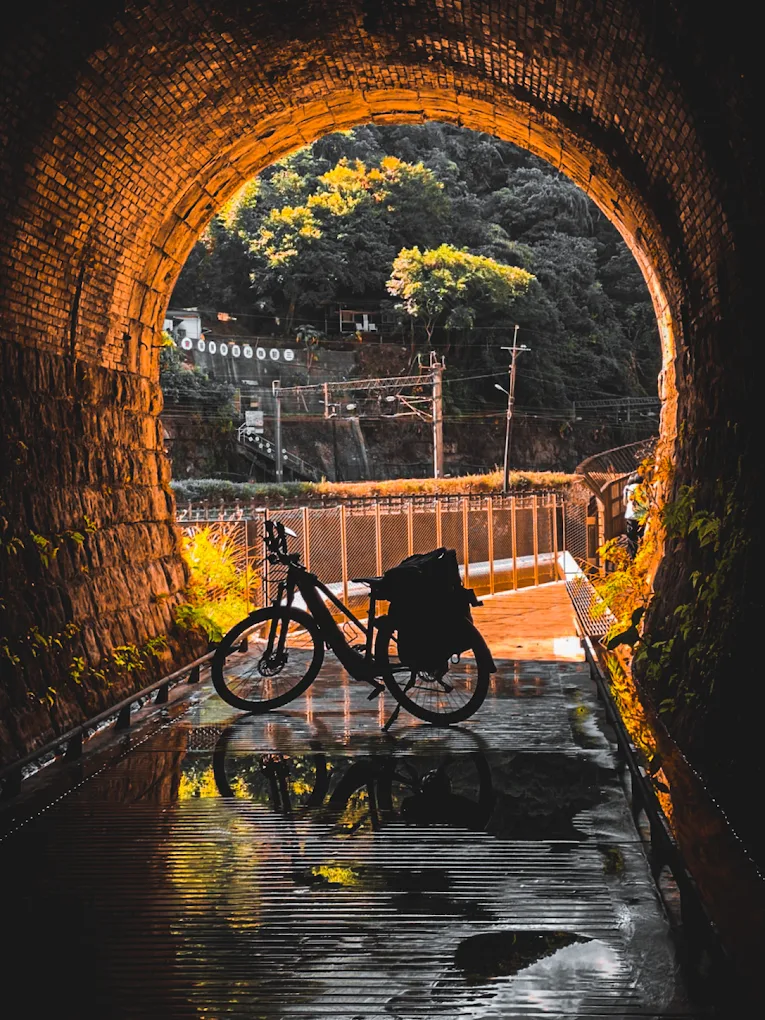 🚆 台北鐵道一日遊懶人包｜平溪線 × 三貂嶺 × 淡水線，從山城到海邊的慢旅日記