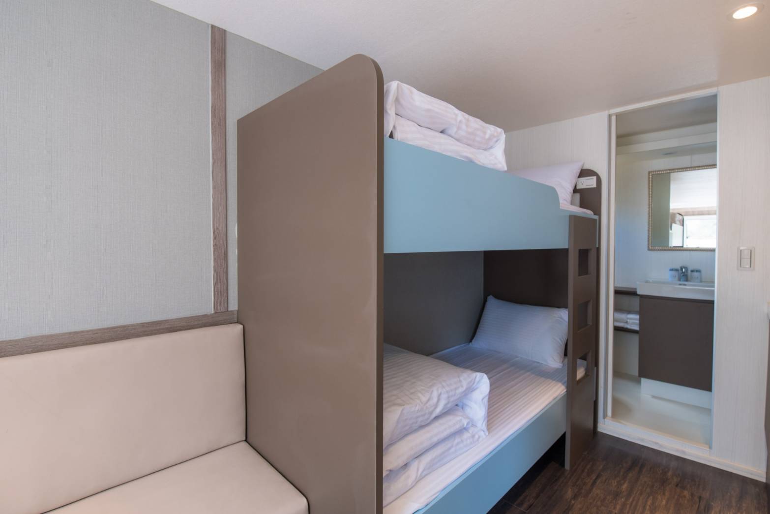 帳篷與露營設備展示