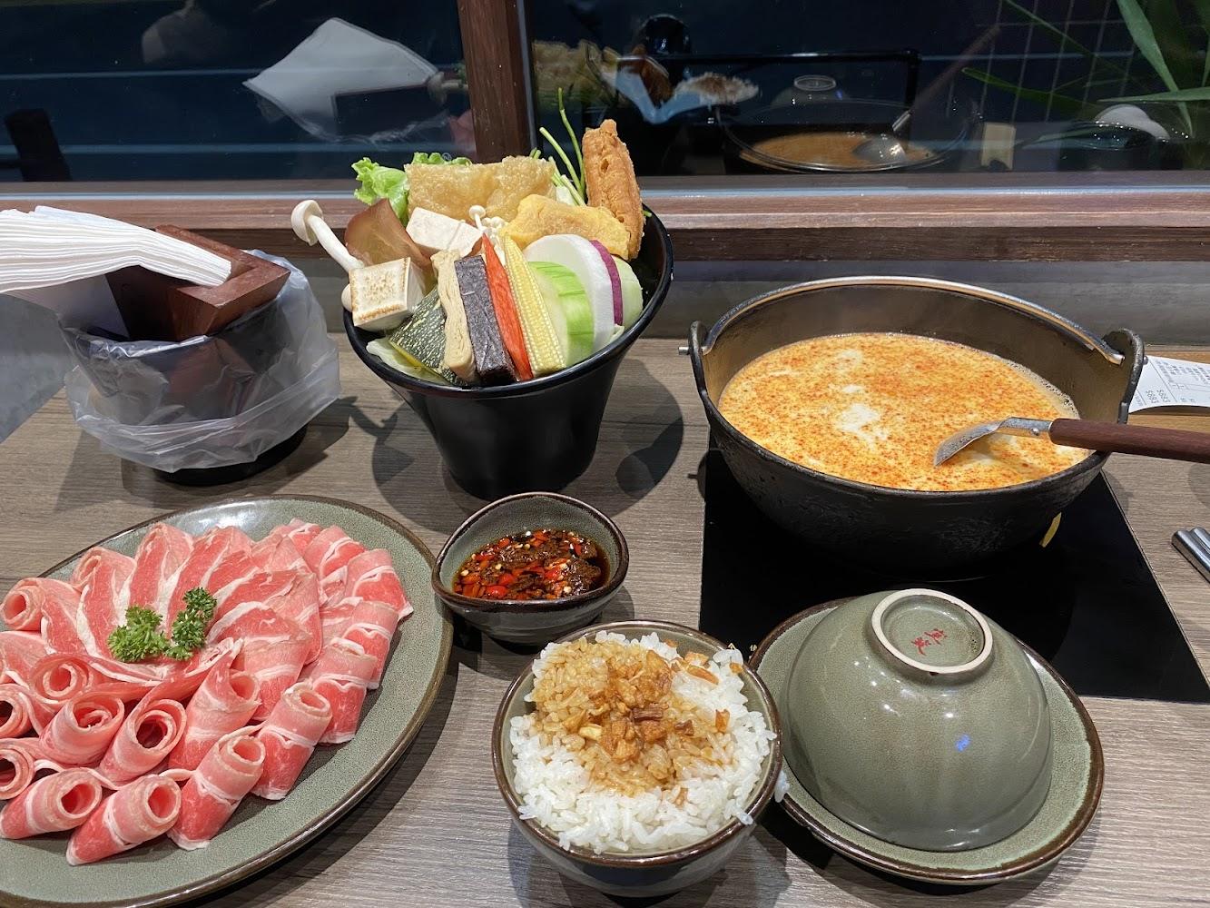 鼎楓寶島火鍋 礁溪店