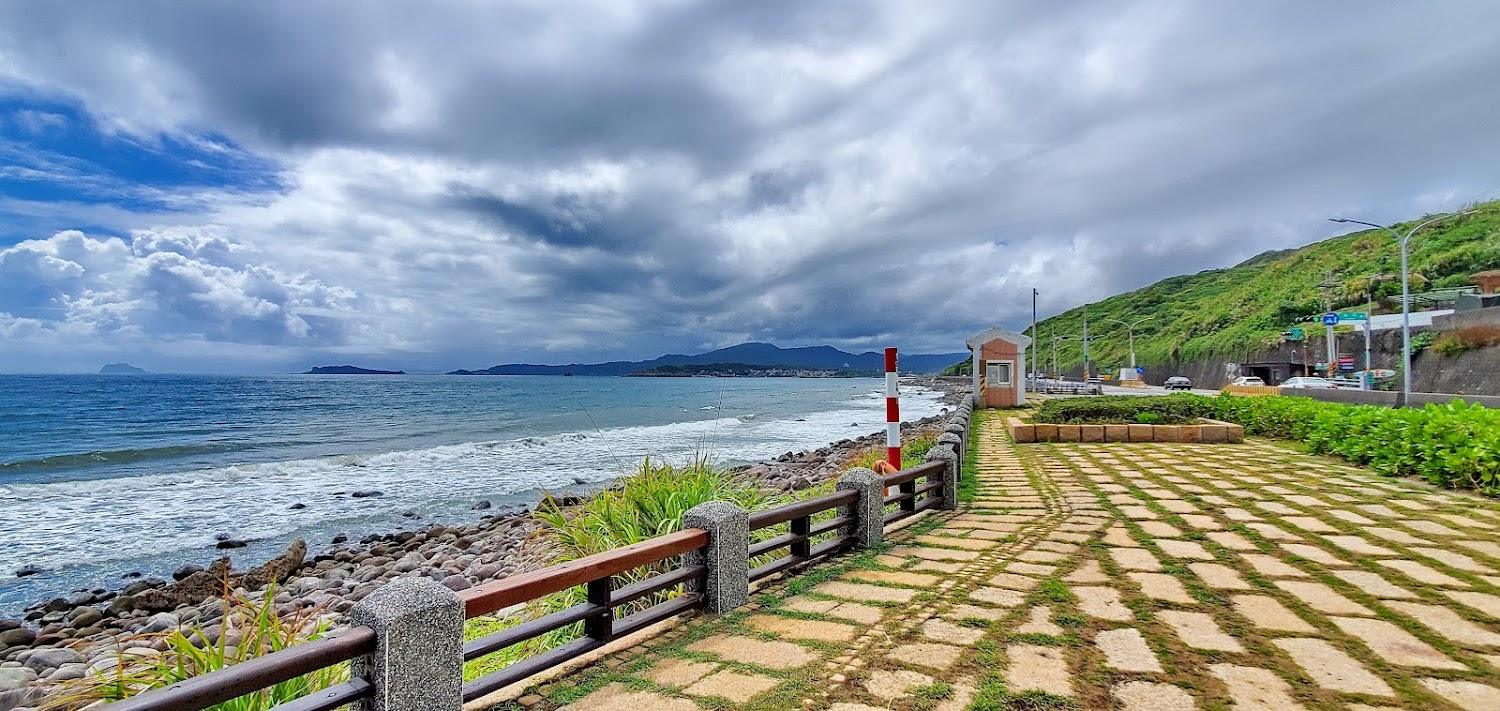 跳石海岸的壯麗礁岩觀