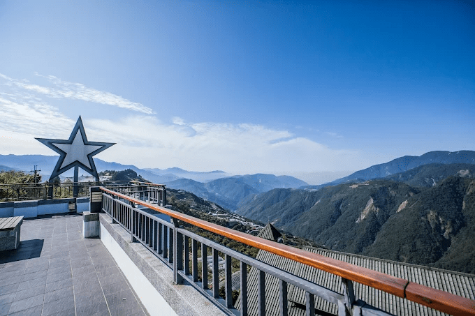 在雲上安靜生活一晚，山風吹過的房間，走進南投這五間居所的溫柔邀請