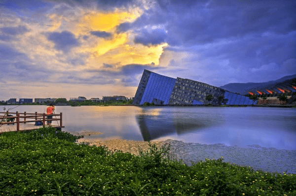 把日常交給海潮,當海風輕吹過頭城,蘭陽博物館正悄悄說著宜蘭的故事