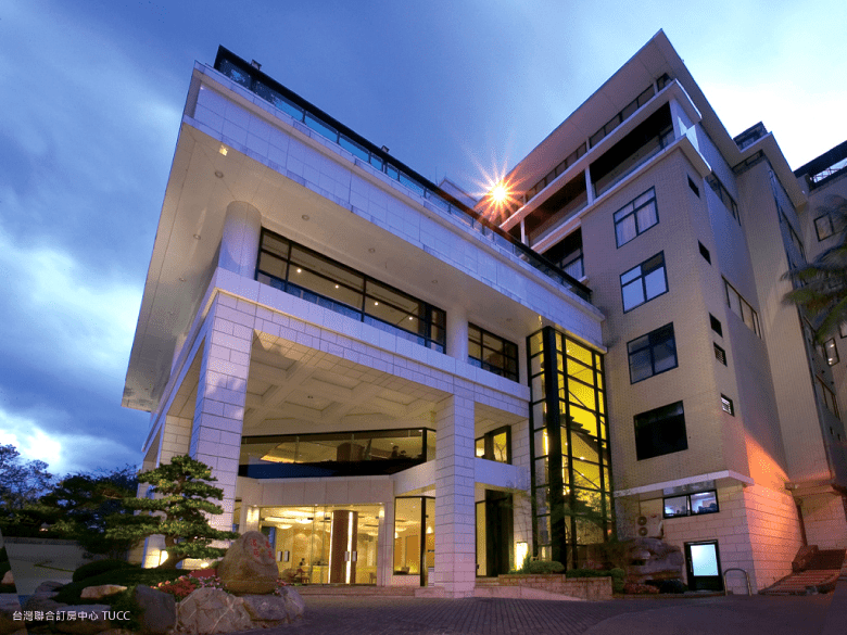 日式餐廳擺盤精緻，充滿濃濃的和風氣息