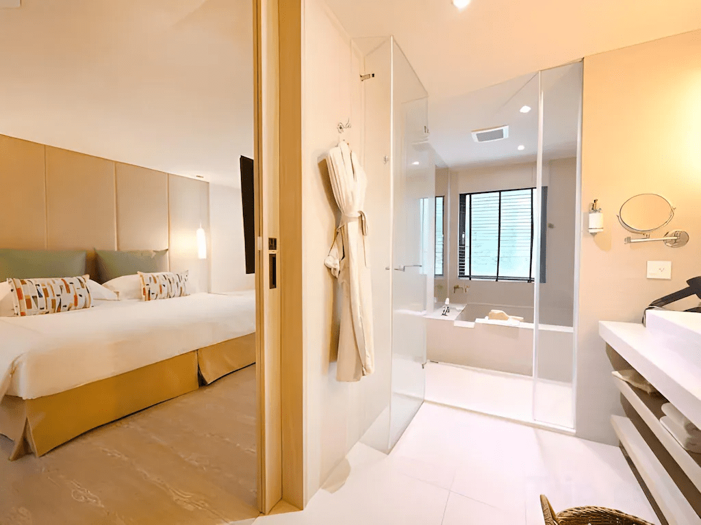 在北投的大地酒店迎來安靜的夜晚，讓溫泉的蒸氣陪你把冬季旅程悄悄放慢