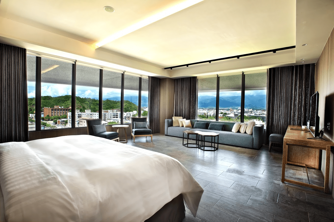 為了那片大海與微風，從海邊到城市光影，我在台東挑了想住一晚的地方